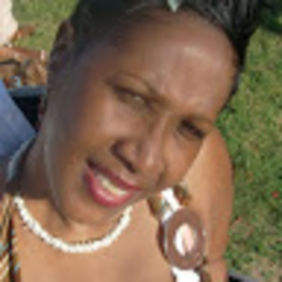 Meet your Posher, Sherri - Picture 1 of 1